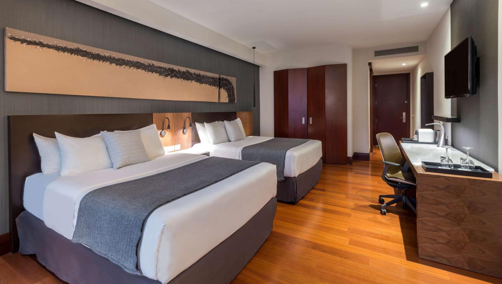 Nh Collection Guadalajara Providencia Hotel Exterior photo